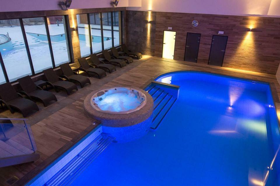 Apartament 4 Seasons- Basen Wewnetrzny,Jacuzzi,Sauna,Silownia I Kulkoland W Cenie!!! Kołobrzeg Eksteriør billede