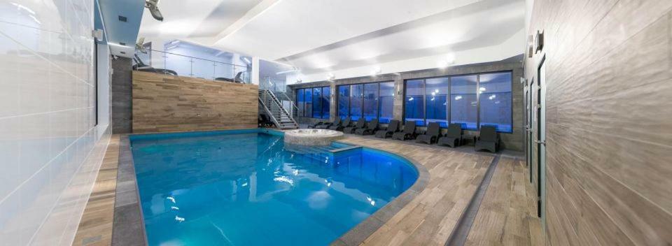 Apartament 4 Seasons- Basen Wewnetrzny,Jacuzzi,Sauna,Silownia I Kulkoland W Cenie!!! Kołobrzeg Eksteriør billede
