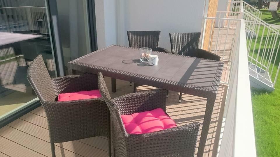 Apartament 4 Seasons- Basen Wewnetrzny,Jacuzzi,Sauna,Silownia I Kulkoland W Cenie!!! Kołobrzeg Eksteriør billede